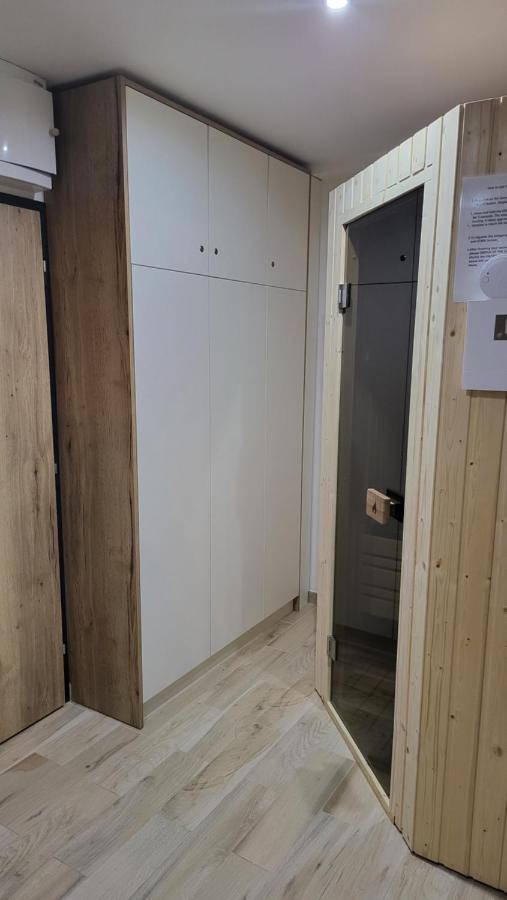 Apartman Nerudovka D 104, Finska Sauna, Garazove Stani Loučná pod Klínovcem Eksteriør billede
